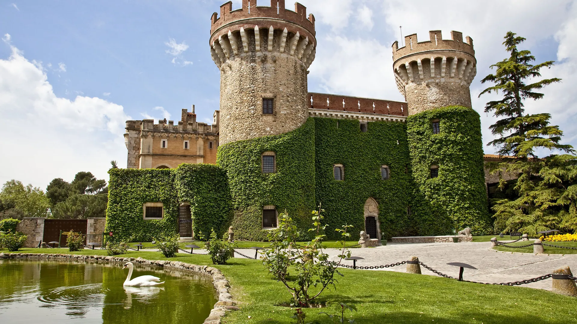 Hotel Peralada Wine Spa & Golf